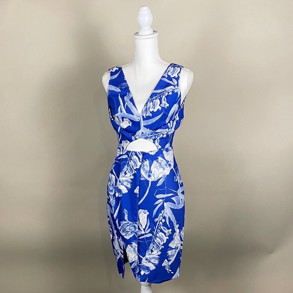 Stylestalker Blue Jasmine V-Neck Dress with Cut Out - Picture 2 of 8